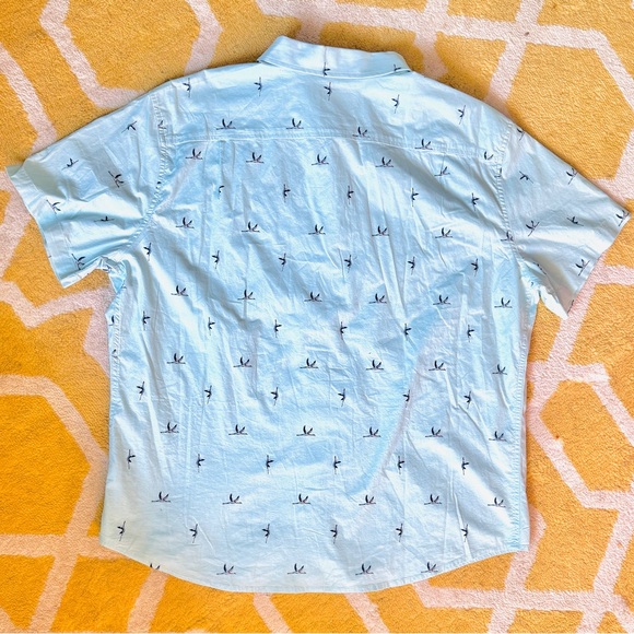 Goodfellow & Co XXL Short Sleeve Shirt Blue Tropical Birds NEW NWT SLIM - Picture 1 of 8